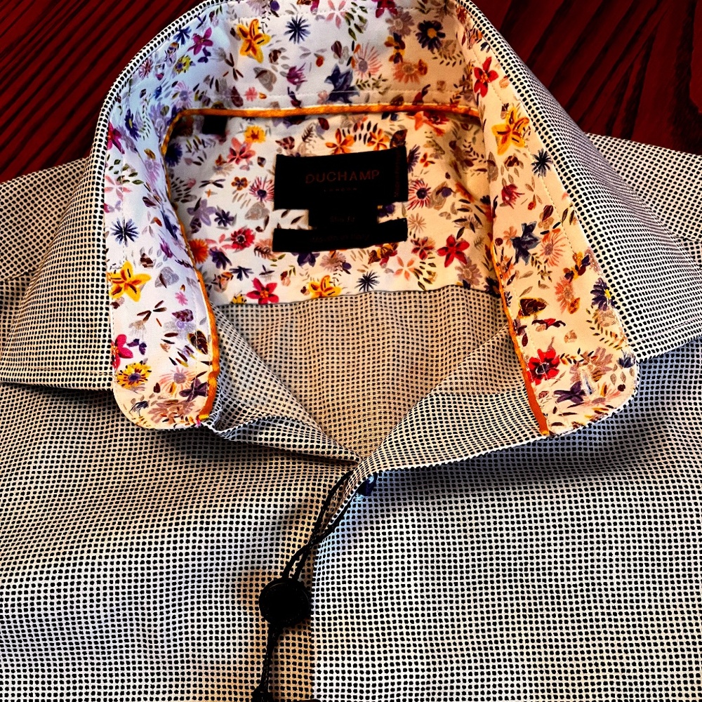 Duchamp Mens Dress Shirt with contrast collar and cuffs